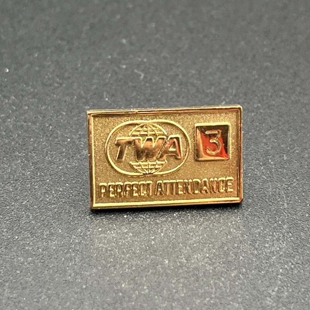 Trans World Airlines TWA Perfect Attendance 3 Years Gold Tone Lapel Hat Pin